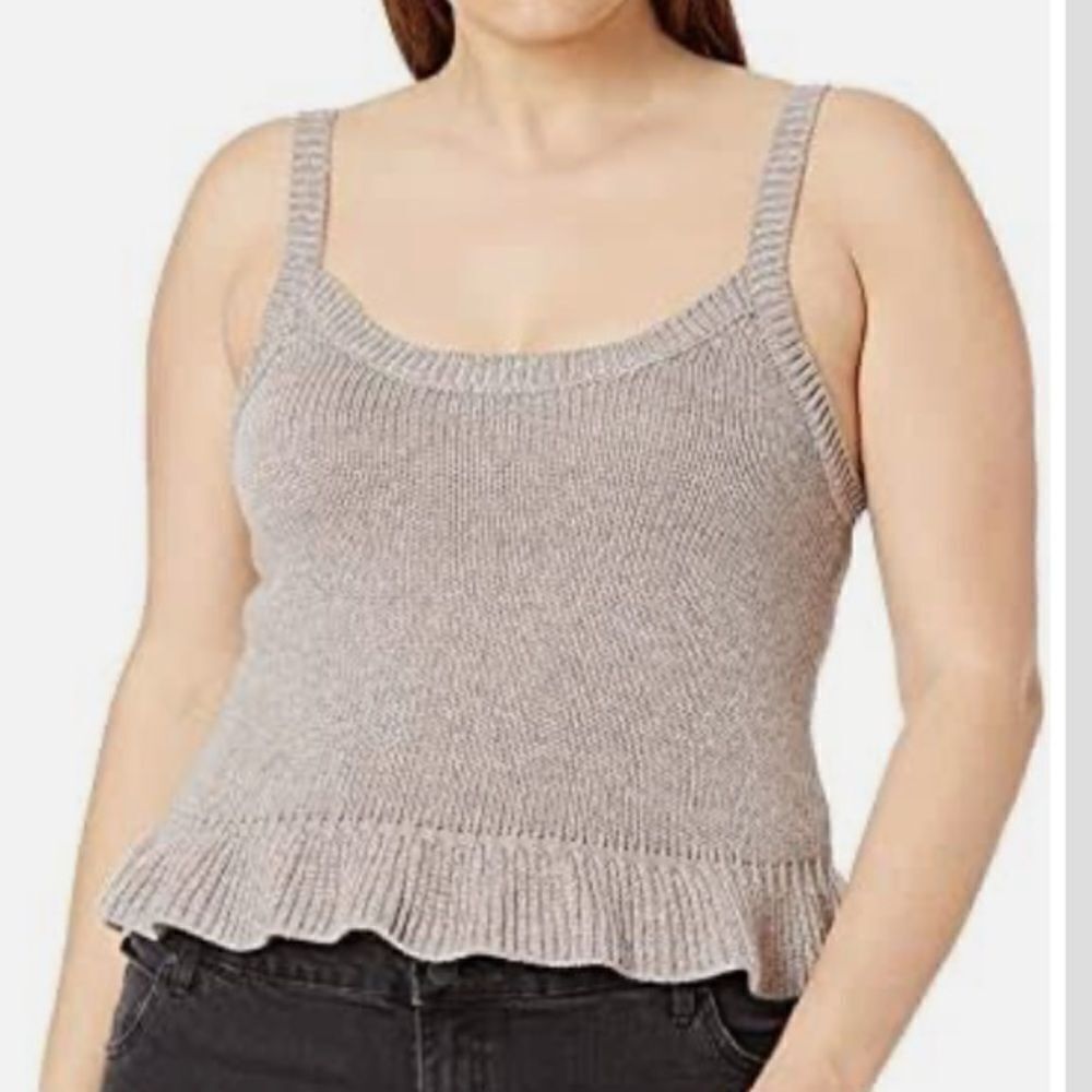 The Drop Ameena Ruffle Cropped Sweater Tank-Medium